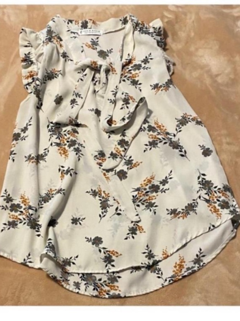 Jon & Anna Cream Floral Tie-Neck Ruffle Sleeve Blouse Sz S